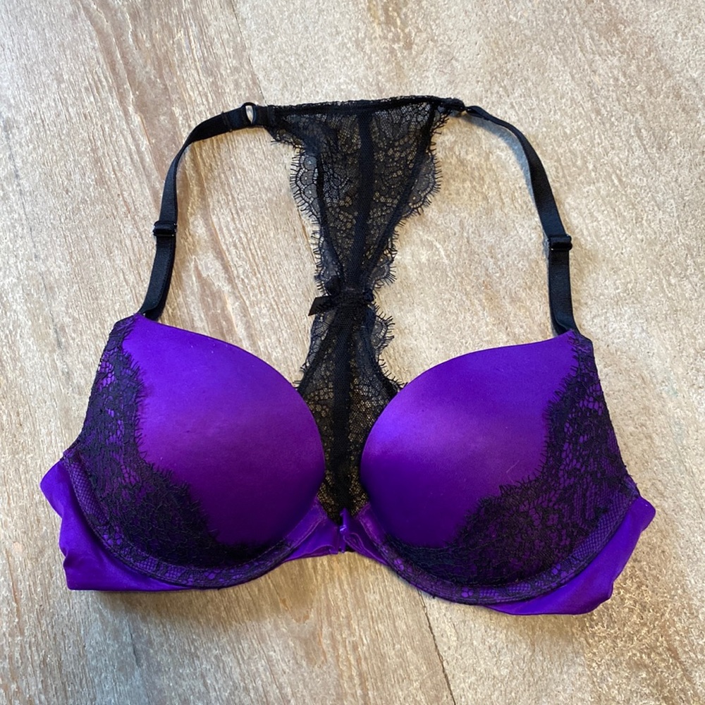 Victoria’s Secret Very Sexy Bra size 32B